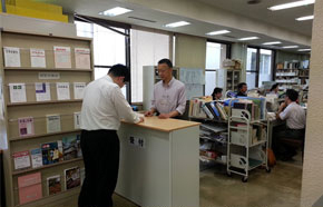 職員の方は歴史の専門家ばかり。気軽に答えていただけます。