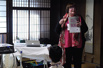 外国人女性の会パルヨン代表のニーナさん。