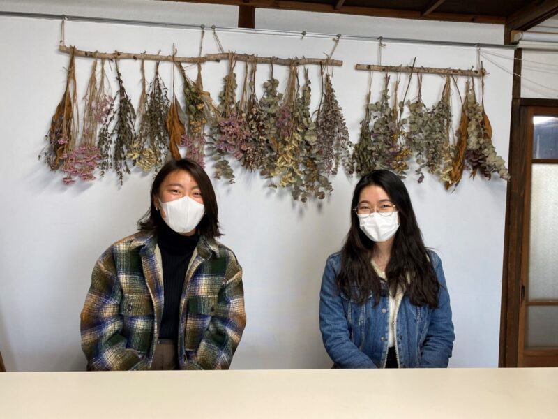 取材させていただいた運営部 宮崎瞳さん(左)
キャンパスディレクター落合さん(右)