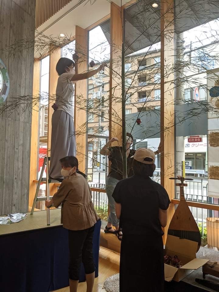 岡元麻有