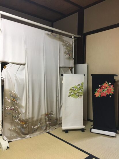 友禅染は白生地から染める
究極のオートクチュール