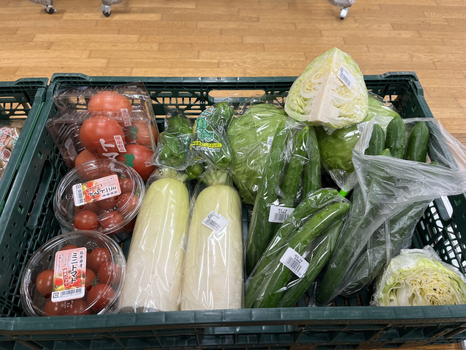 野菜や果物の少量サイズも重宝されます