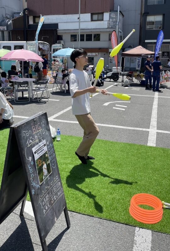 子どもたちに人気のバルーンアート