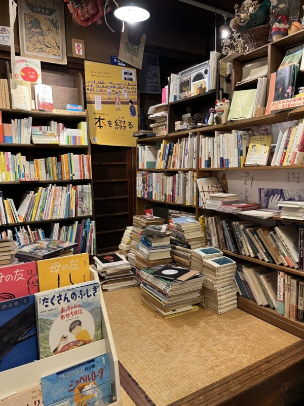 放課後になると子どもたちがやってきます。