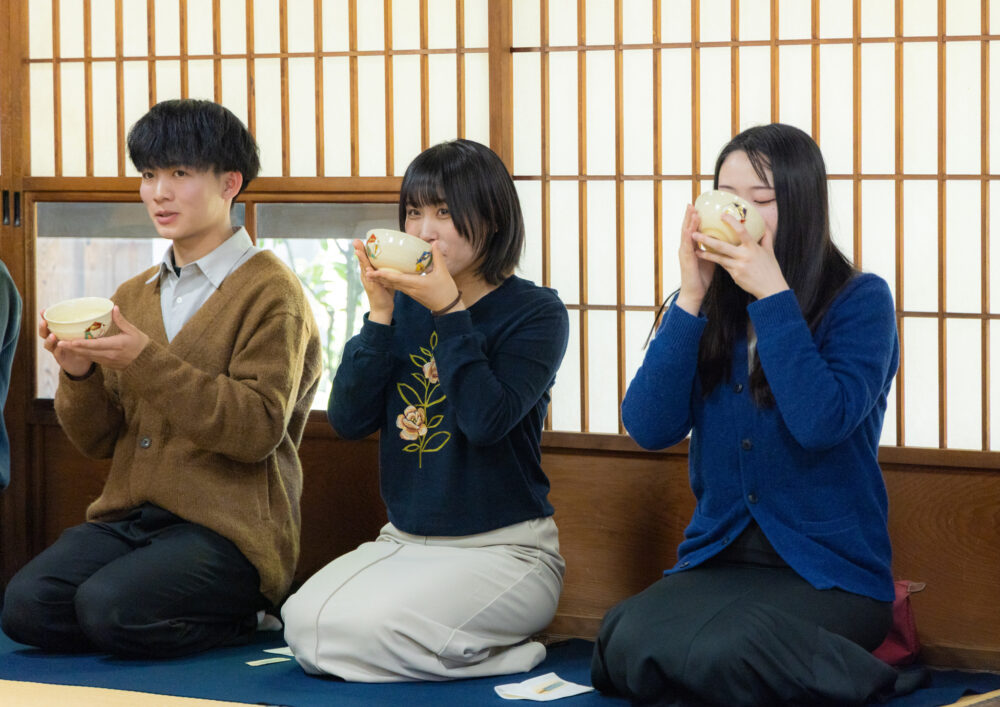 順番にお抹茶もいただきます