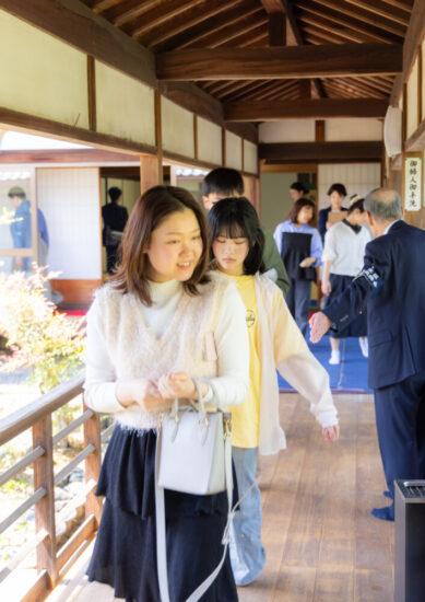副席へ移動する参加者