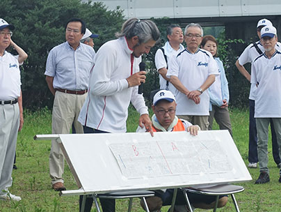 澤健次(賀茂川漁業協同組合)競技審判長から競技会場の説明